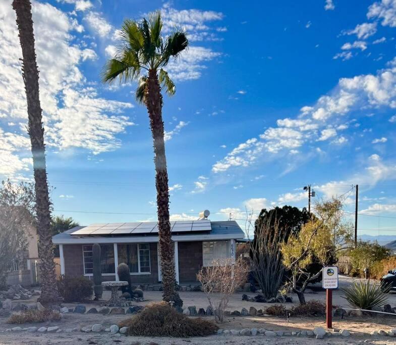 트웬티나인팜스 Joshua Tree National Park - Cozy Palms Getaway 아파트 외부 사진