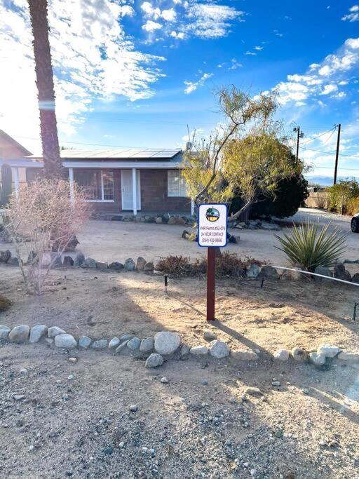 트웬티나인팜스 Joshua Tree National Park - Cozy Palms Getaway 아파트 외부 사진